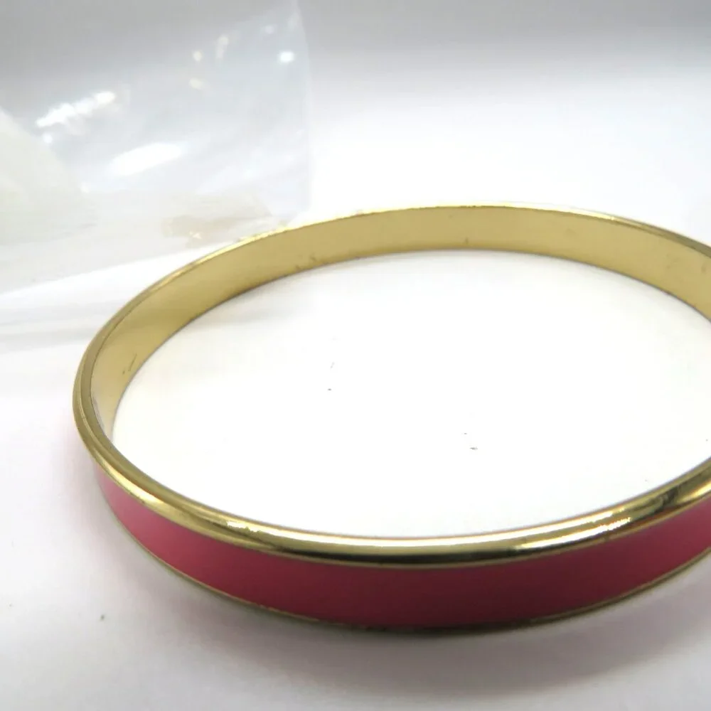 Vera Bradley Bracelet Pink Enamel Gold Tone Bangle Bubblegum Barbie‎ Signed